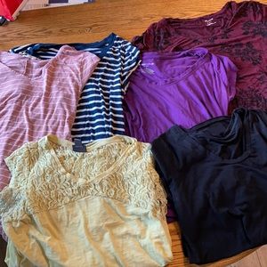 Lot of 6 maternity t shirts. Size Medium fit